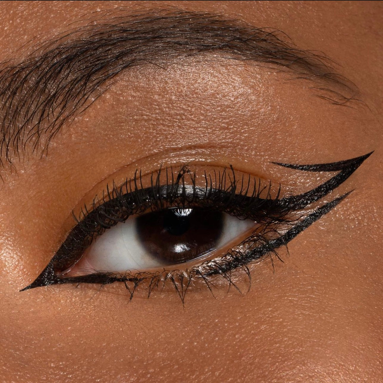 Astra Vinyl Black Eyeliner
